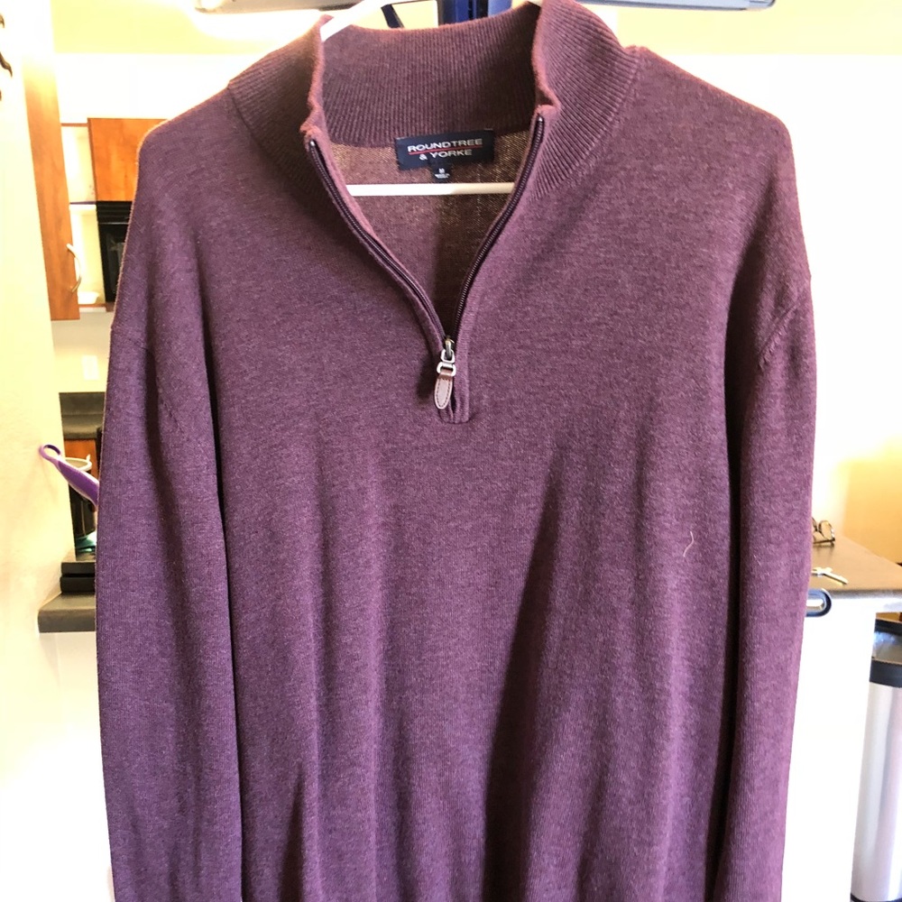 Round tree and Yorke pullover